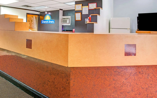 photo 2 of Days Inn by Wyndham Livonia/Canton/Detroit