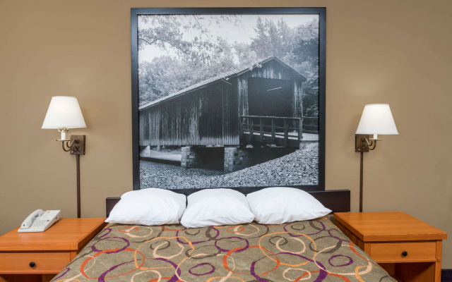 photo 5 of Days Inn Louisville Airport Fair And Expo Center
