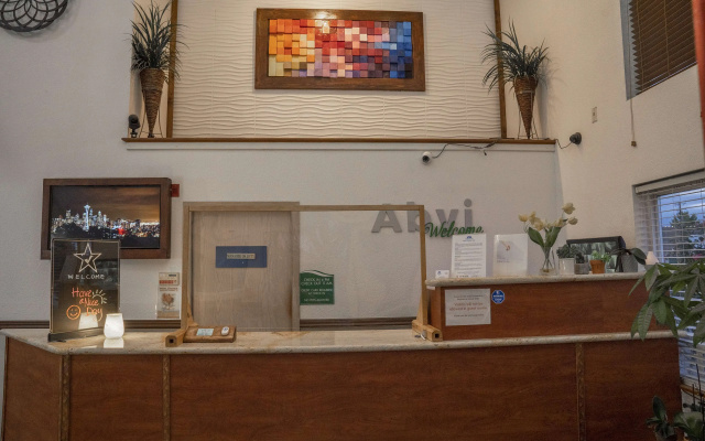 photo 2 of Americas Best Value Inn Lynnwood Seattle