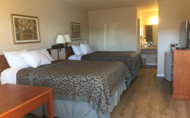 photo 2 of Days Inn by Wyndham Mesa East
