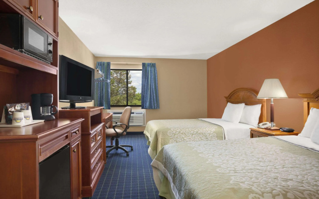 photo 2 of Days Inn by Wyndham Middletown