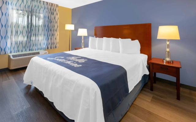 photo 3 of Days Inn by Wyndham Milan Sandusky South