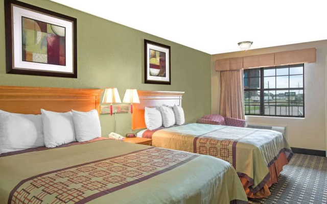 photo 4 of Days Inn Monroe