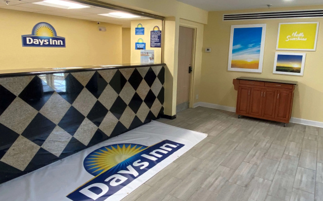 photo 5 of Days Inn by Wyndham Atlanta/Southlake/Morrow