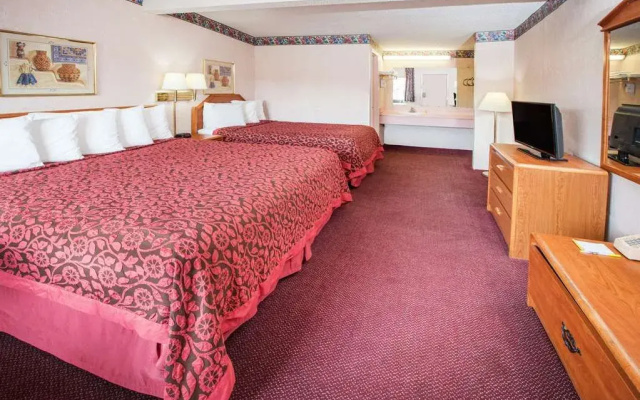 photo 4 of Days Inn Mountain View