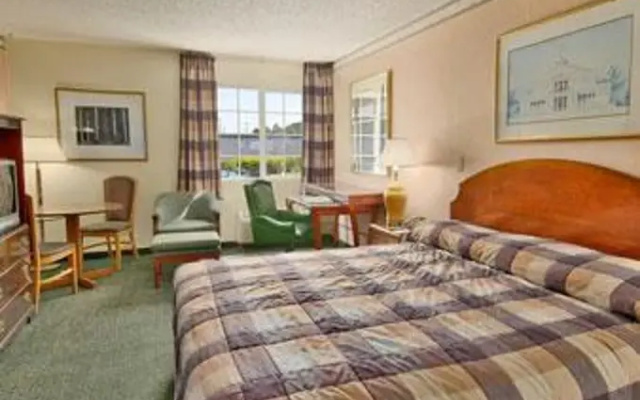 photo 2 of Days Inn Mt Vernon