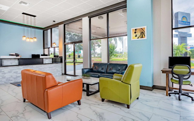 photo 2 of Days Inn by Wyndham N Orlando/Casselberry