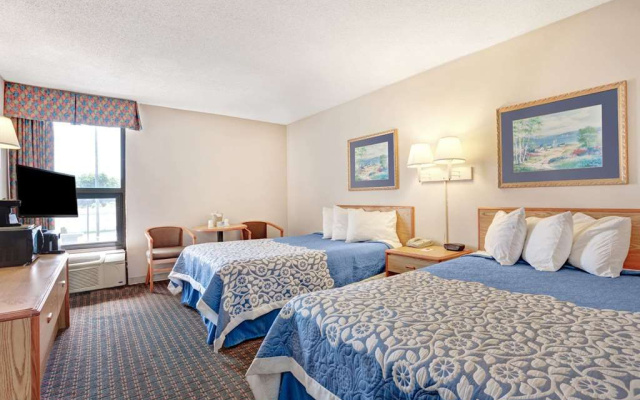 photo 4 of Days Inn Nashville At Opryland/Music Valley Dr