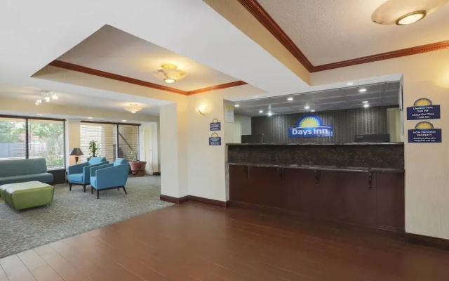 photo 2 of Days Inn Newark Delaware
