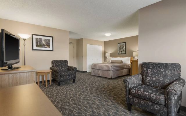photo 5 of Days Inn Newport Or