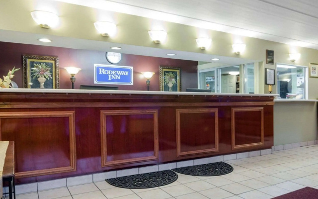 photo 2 of Rodeway Inn Norcross