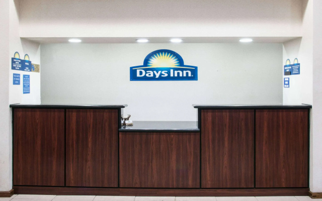 photo 2 of Days Inn by Wyndham Central San Antonio NW Medical Center