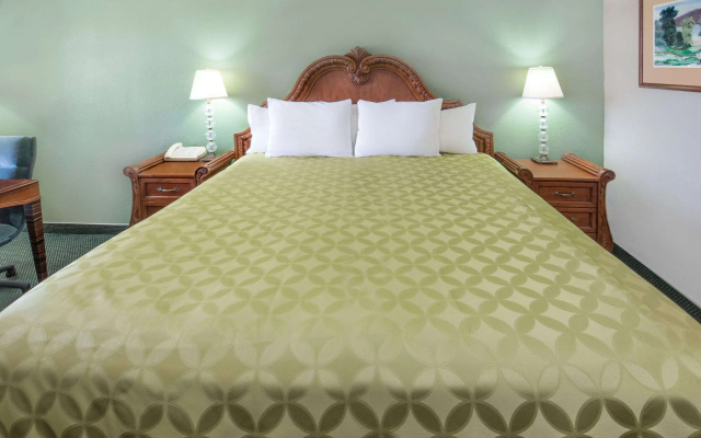 photo 5 of Days Inn by Wyndham Ontario Airport