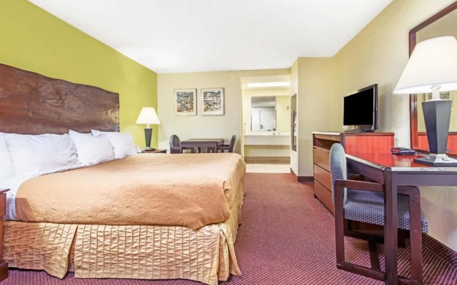 photo 5 of Days Inn Opelika
