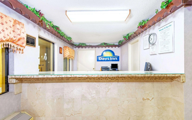 photo 2 of Days Inn by Wyndham Opelika