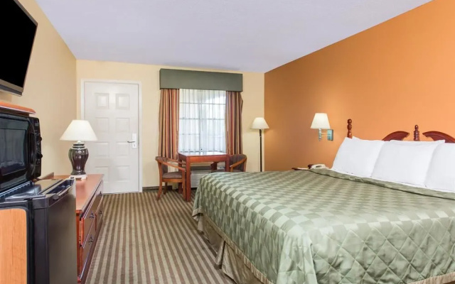 photo 4 of Days Inn Orange