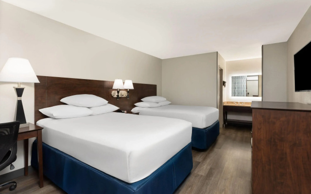 photo 5 of Days Inn by Wyndham Orlando Conv. Center/International Dr