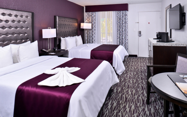 photo 3 of Clarion Inn & Suites Across From Universal Orlando Resort