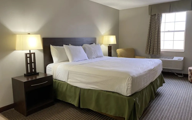 photo 3 of Days Inn Perryville