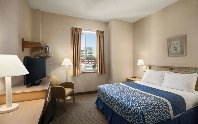 photo 5 of Days Inn by Wyndham Philadelphia Convention Center