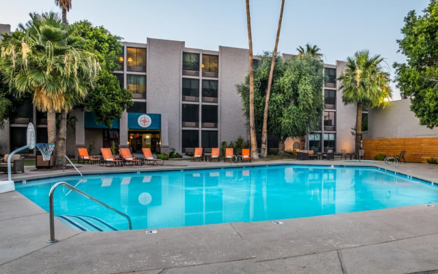 photo 5 of Days Inn Phoenix And Conference Center