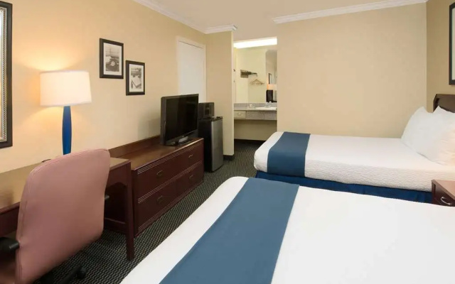 photo 5 of Days Inn Pinole Berkeley