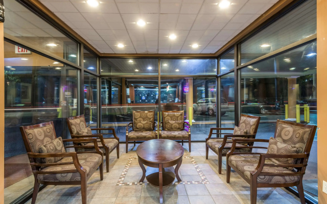photo 2 of Days Inn by Wyndham Pittsburgh
