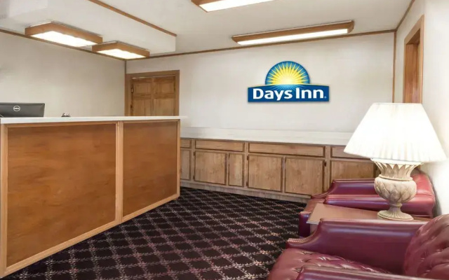 photo 2 of Days Inn Plymouth