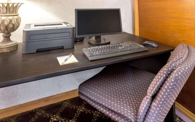 photo 4 of Days Inn by Wyndham Plymouth