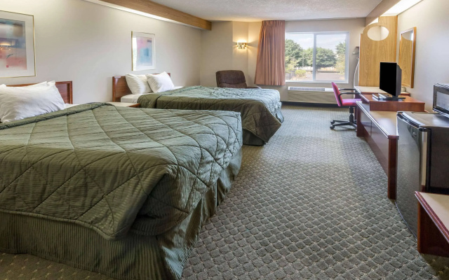 photo 4 of SureStay Plus Hotel by Best Western Portland East