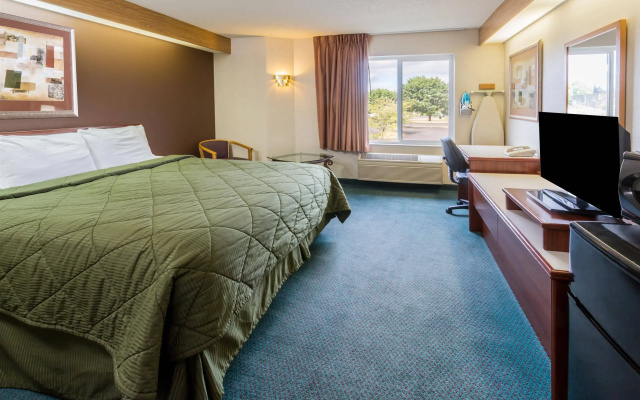 photo 5 of SureStay Plus Hotel by Best Western Portland East