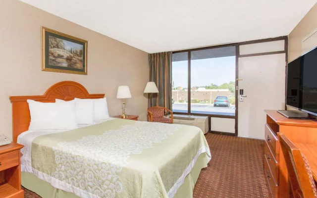photo 5 of Days Inn Princeton