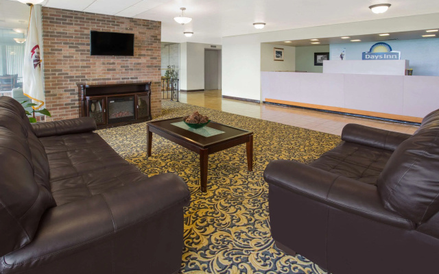 photo 2 of Days Inn by Wyndham Princeton