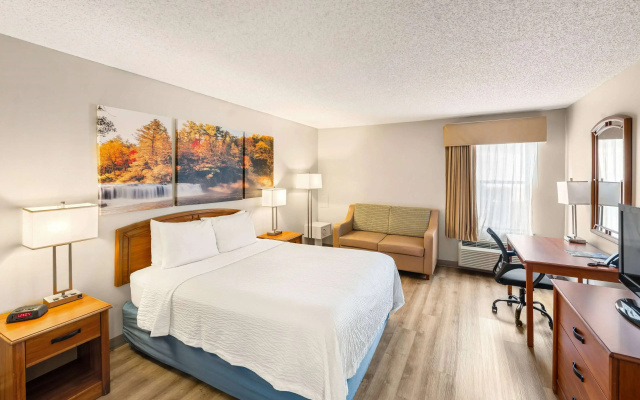 photo 5 of Days Inn by Wyndham Raleigh-Airport-Research Triangle Park