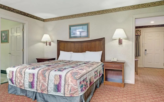 photo 4 of Days Inn Ridgefield