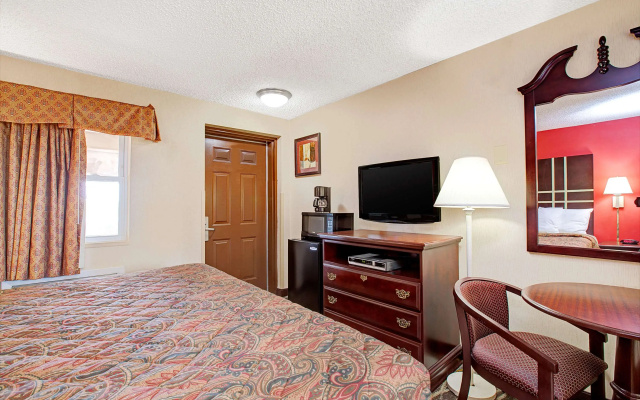 photo 4 of Days Inn by Wyndham Ridgefield NJ