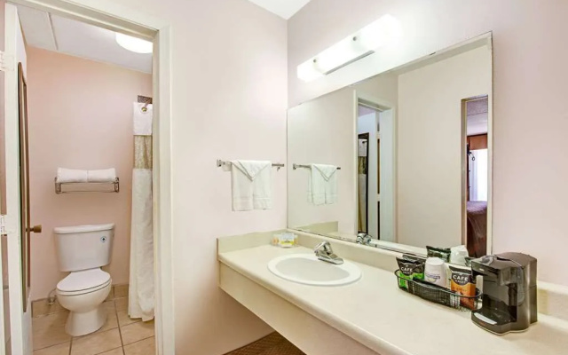 photo 4 of Days Inn San Antonio/Near Lackland Afb