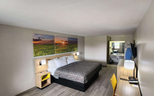 photo 4 of Days Inn by Wyndham San Antonio