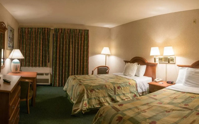 photo 5 of San Bernandino Inn & Suites