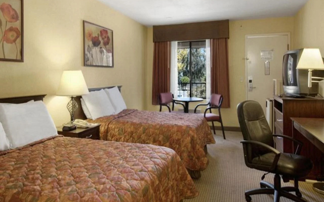photo 4 of Hospitality Inn San Bernardino/ Redlands