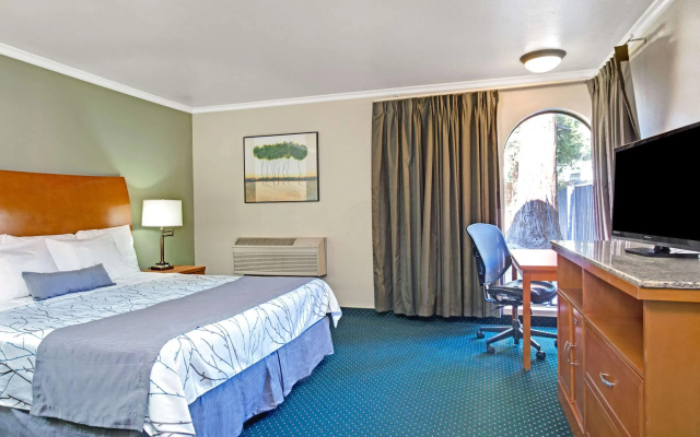 photo 4 of Days Inn by Wyndham San Jose