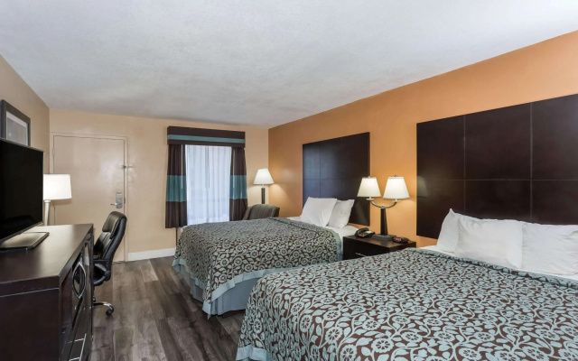 photo 3 of Days Inn by Wyndham Sarasota Bay