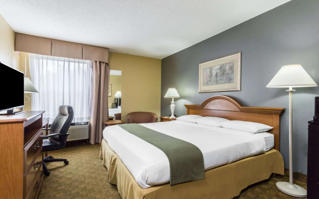 photo 2 of Days Inn by Wyndham Selma
