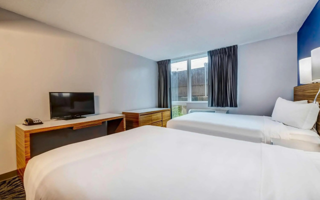photo 2 of Motel 6 Arlington, Tx – Entertainment District