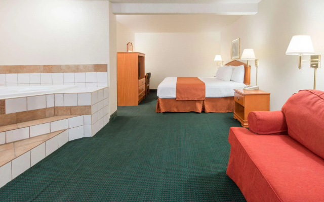 photo 3 of Days Inn by Wyndham St. Louis North