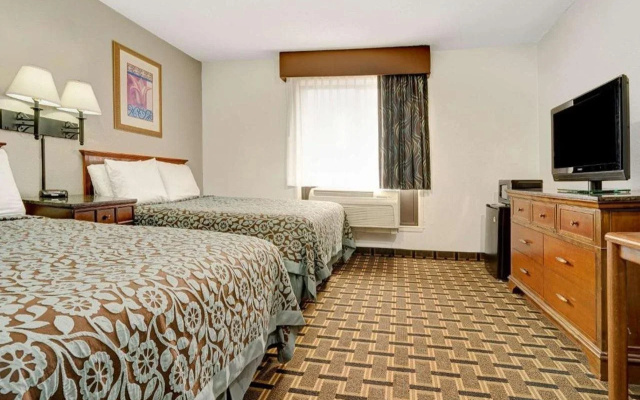 photo 3 of Quality Inn St. Paul-Minneapolis-Midway