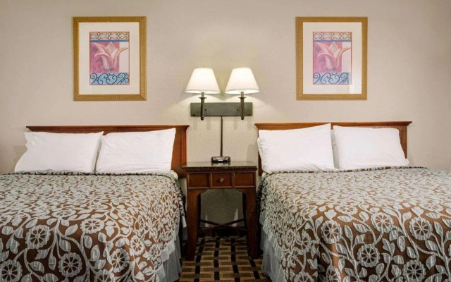 photo 4 of Quality Inn St. Paul-Minneapolis-Midway