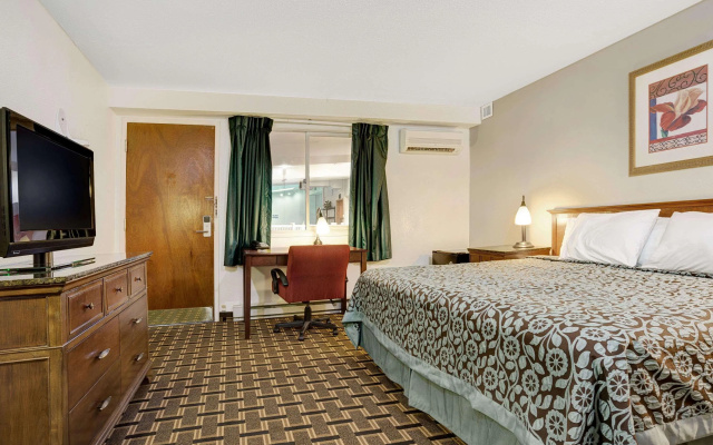 photo 3 of Quality Inn St. Paul-Minneapolis-Midway