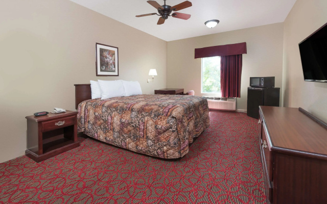 photo 5 of Days Inn by Wyndham St Peters/St Charles