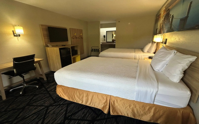 photo 5 of Days Inn & Suites by Wyndham Stockbridge South Atlanta